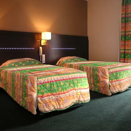 Croix Des Bretons - Pyrénées Hotel