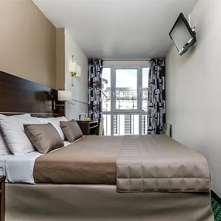 Hotel Croix Des Bretons - Pyrénées