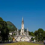 Croix Des Bretons - Pyrenees לורדה
