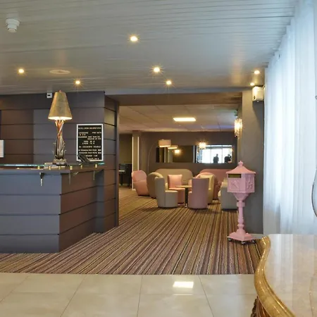 Croix Des Bretons - Pyrenees Hotel