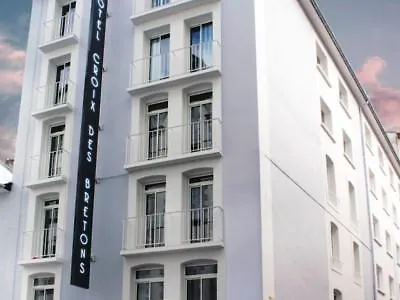 Hotel Croix Des Bretons - Pyrenees