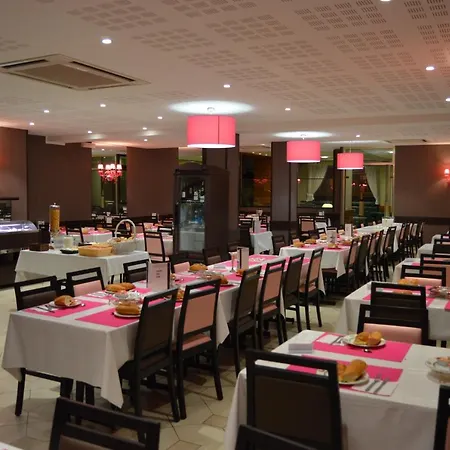 Croix Des Bretons - Pyrenees Hotel 3*