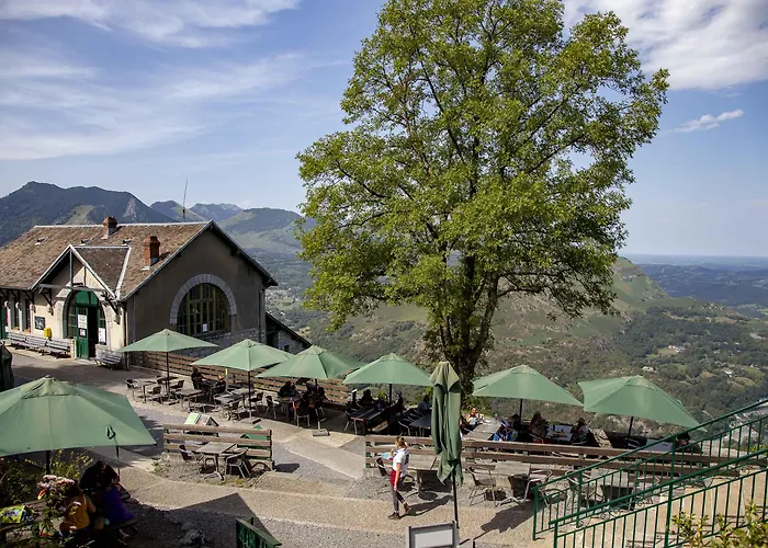 Hotel Croix Des Bretons - Pyrénées Lourdes