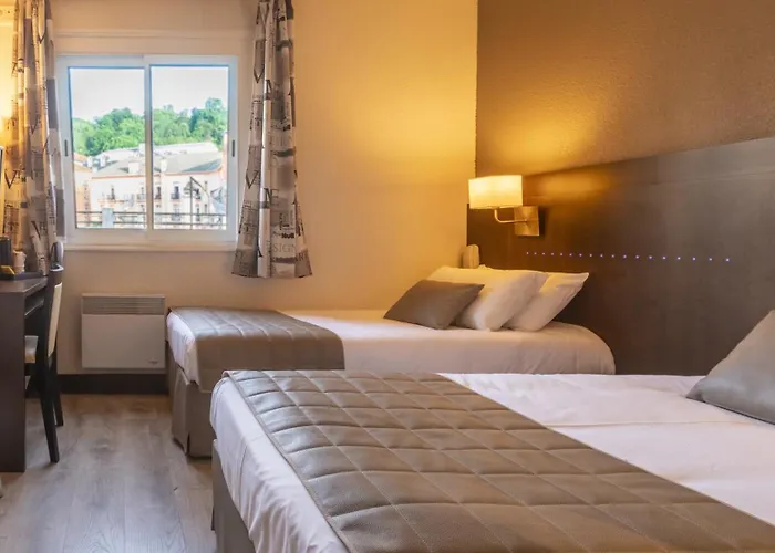 Croix Des Bretons - Pyrénées Hotel 3*