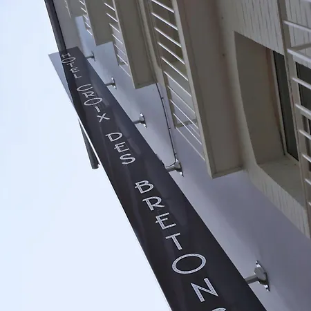 Hotel Croix Des Bretons - Pyrénées