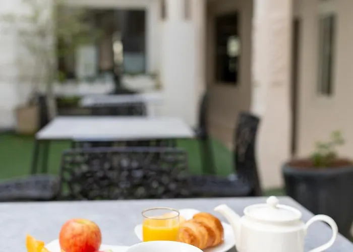 Hotel Croix Des Bretons - Pyrénées