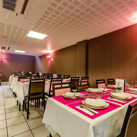 Hotel Croix Des Bretons - Pyrenees 3*