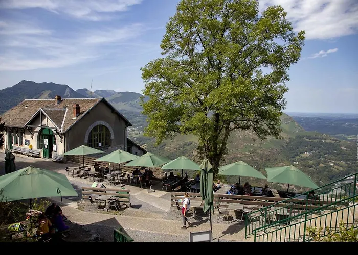 Croix Des Bretons - Pyrenees Отель 3*