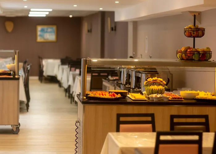 Croix Des Bretons - Pyrenees 3* Лурд